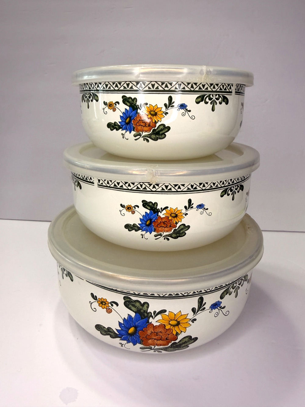 Vintage Floral Enamelware Nesting Bowls Set of 3 With Lids
